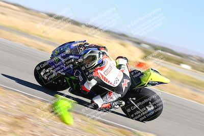 media/Oct-15-2023-TrackXperience (Sun) [[85198ff50b]]/Group 2/session 4 turn 3/